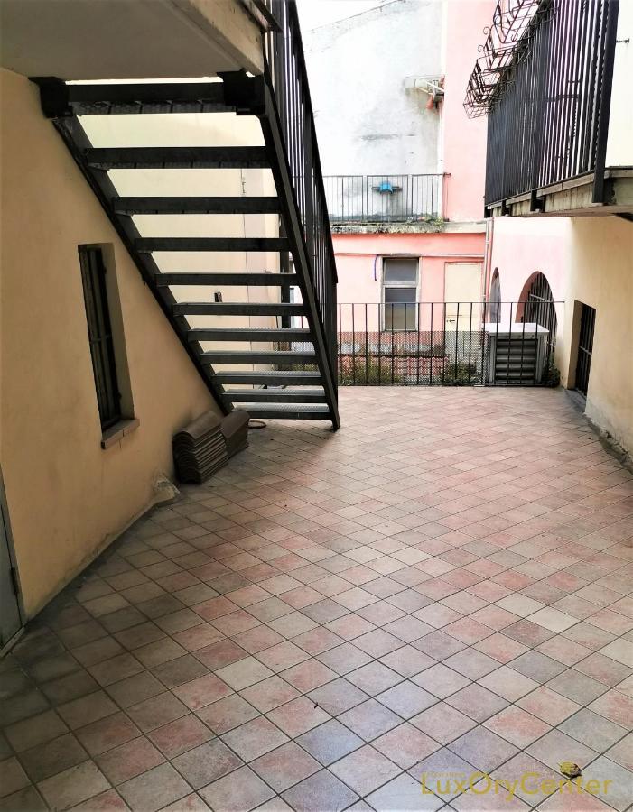 Apartamento Luxory Center - Bilocale In Centro Storico In Palazzo D'epoca In Zona Pedonale Vicino Metro Vittoria